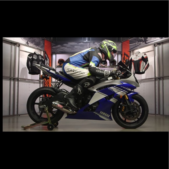 Alpinestars Motegi v2 1-piece track suit - Picture 7 of 8